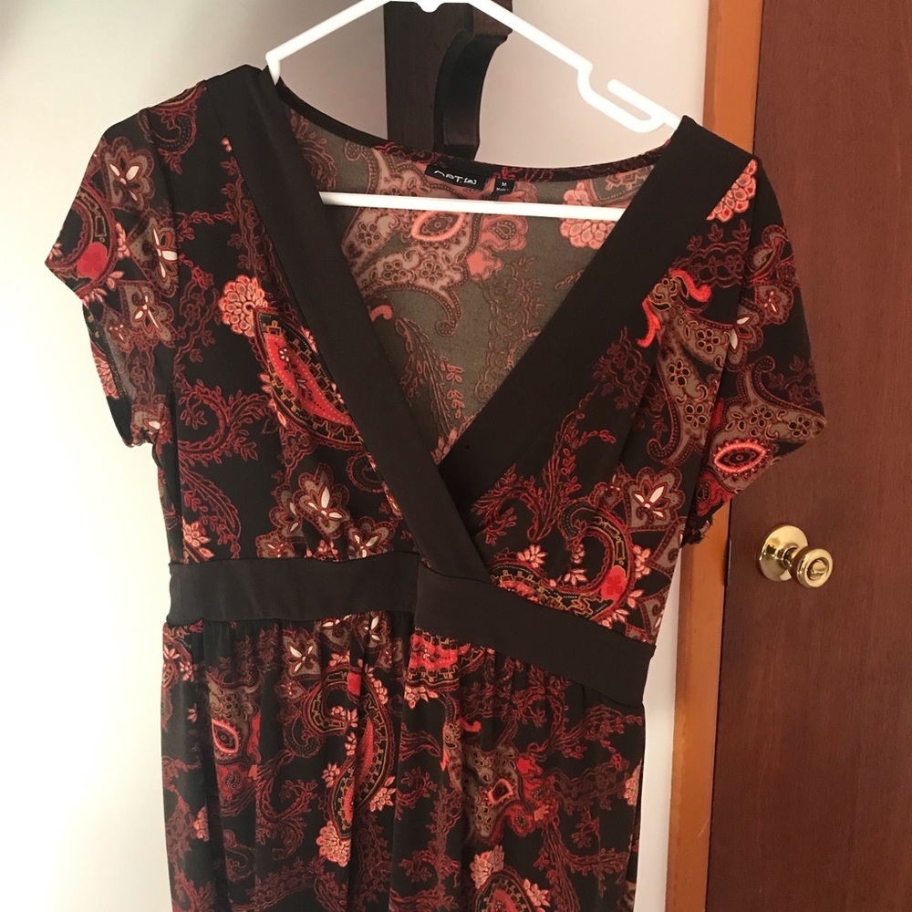 ⭐️Short Sleeve V neck blouse⭐️